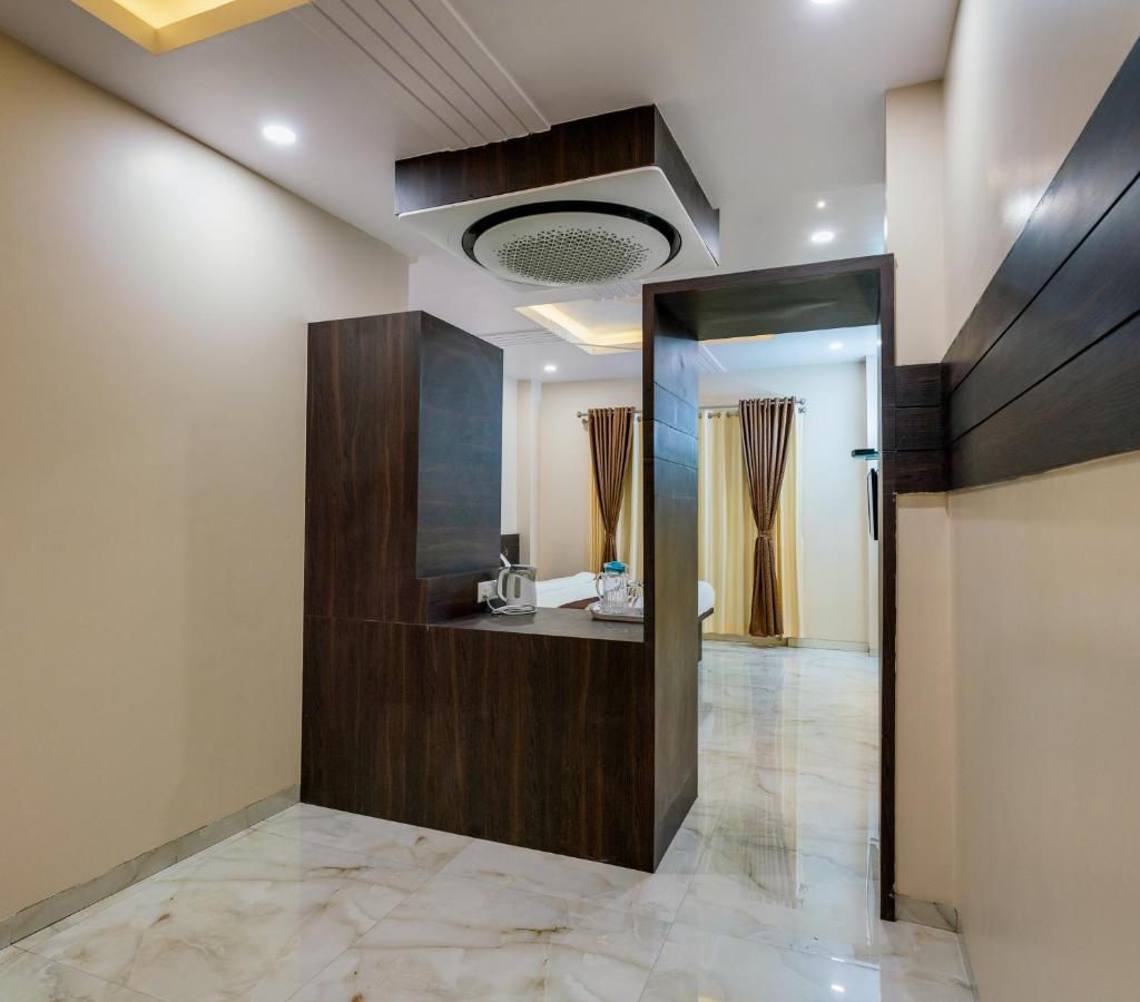Hotel Aatithya Satkar Near Mahalaxmi Temple Kolhapur Eksteriør billede